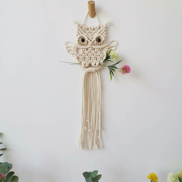 Cotton macrame dream catcher.